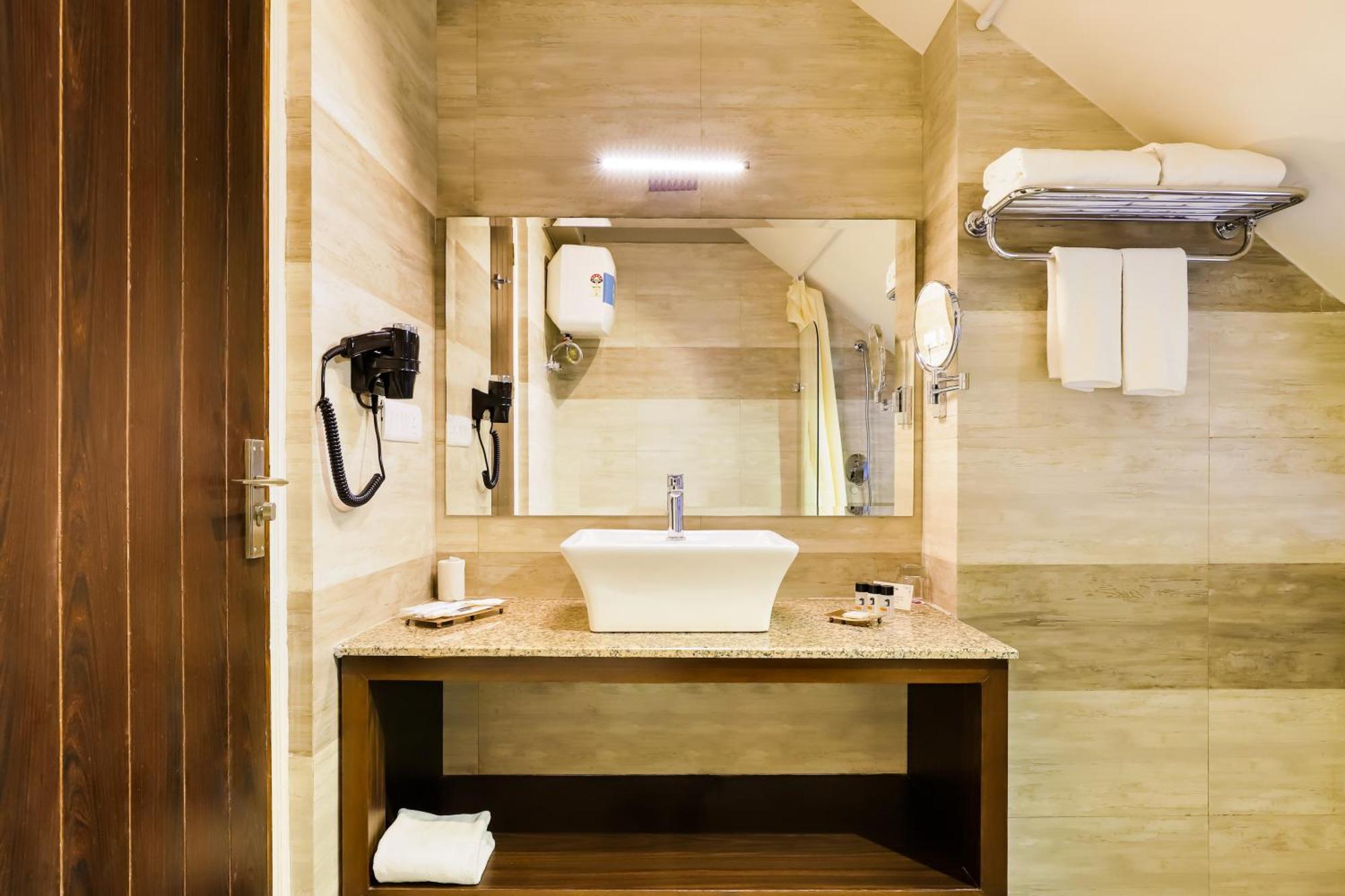 שימלה Regenta Resort & Spa Mashobra מראה חיצוני תמונה